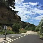 Casa Capuchos. Close To Lisbon With Ocean View Vakantiehuis