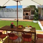 Casa Capuchos. Close To Lisbon With Ocean View Vakantiehuis *
