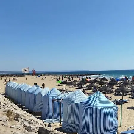 Casa Capuchos. Close To Lisbon With Ocean View * Caparica