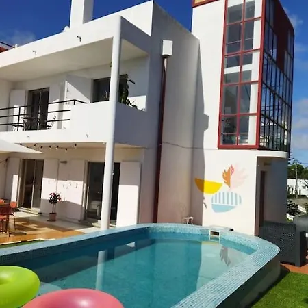 Casa Capuchos. Close To Lisbon With Ocean View Tatil Evi *