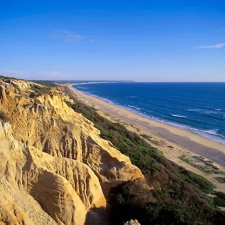 Casa Capuchos. Close To Lisbon With Ocean View Tatil Evi Caparica