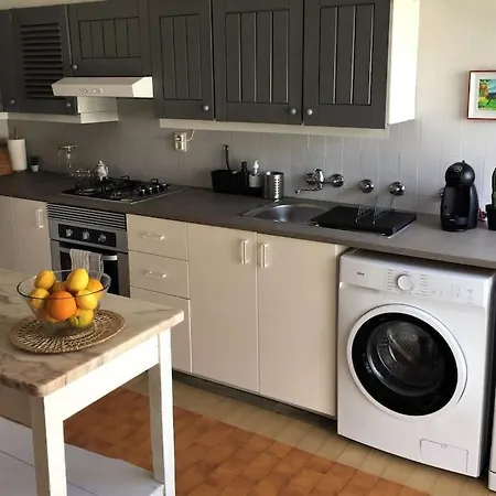 Casa Capuchos. Close To Lisbon With Ocean View Holiday home Caparica